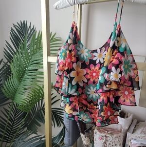 Multi Color Tiered Floral Print Tank Top in Women's Size Small